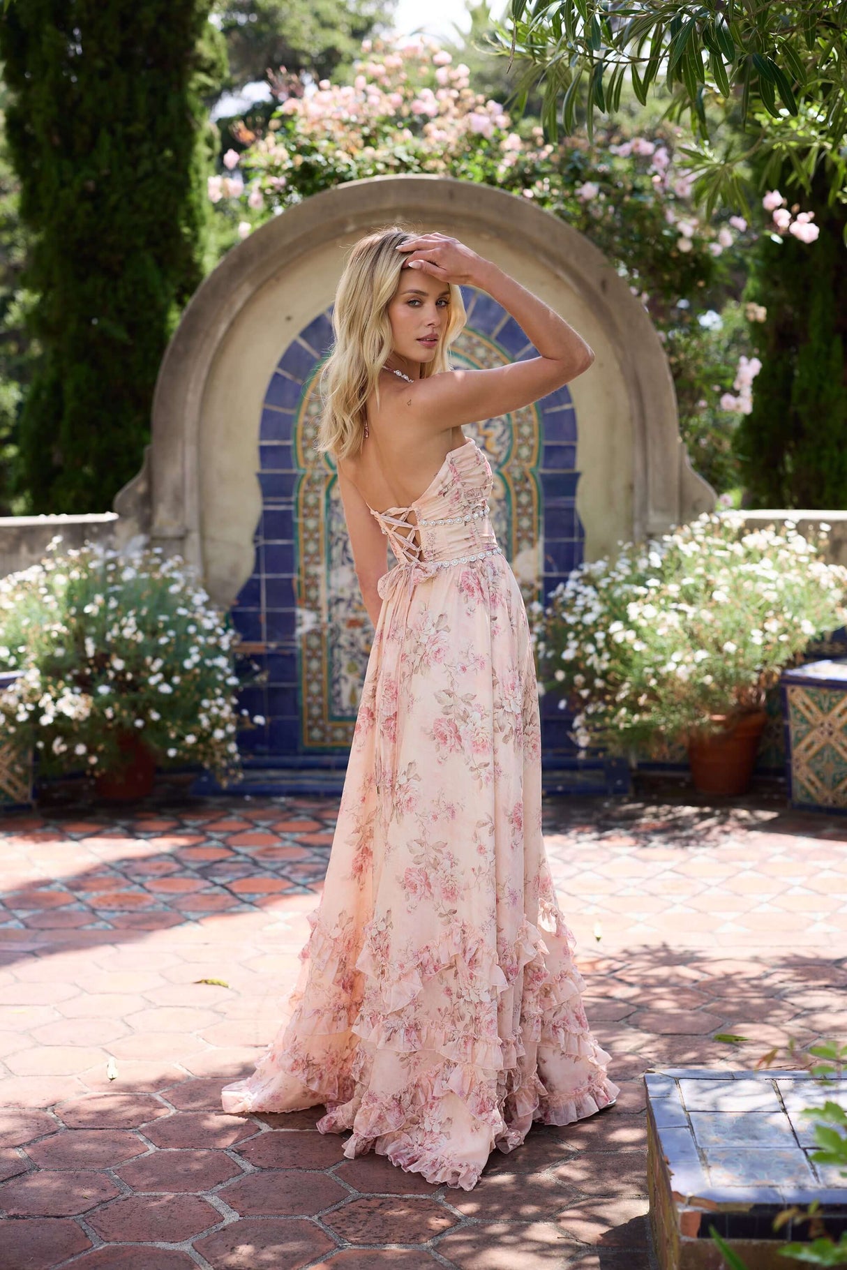 Opéra Floral Plunge Slit Maxi Dress