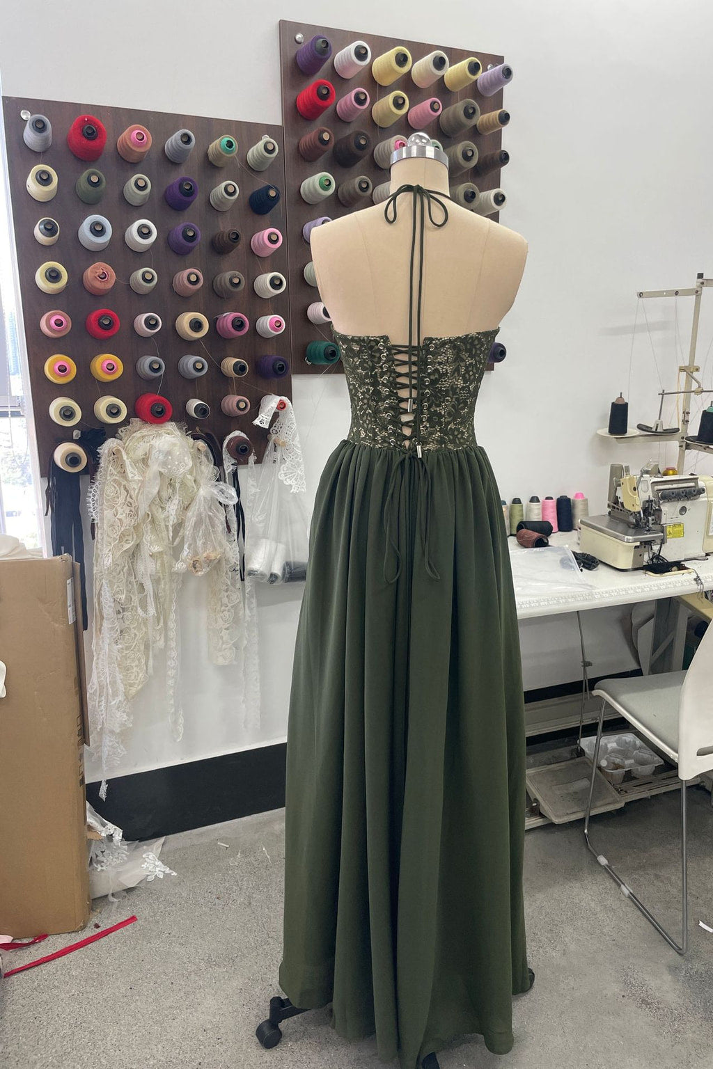 Élodine Halter Lace Corset Chiffon Maxi Dress - Dark Green_-_selmori.com_-_10