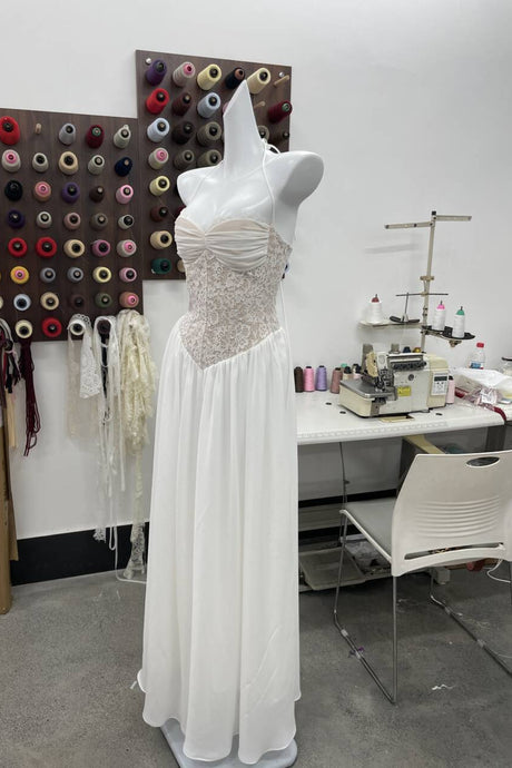 Élodine Halter Lace Corset Chiffon Maxi Dress - White_-_selmori.com_-_12