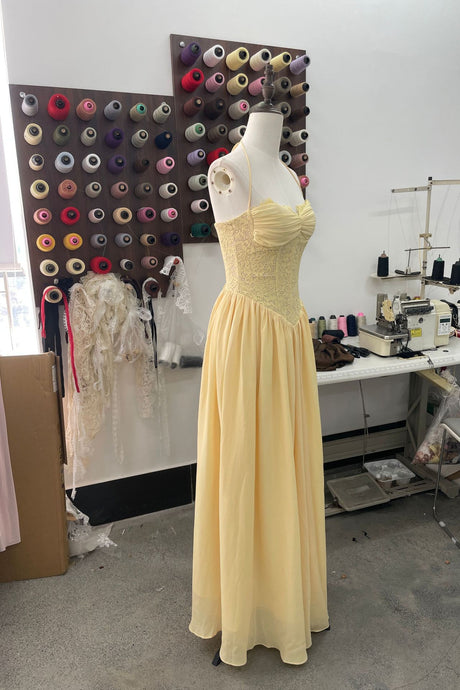 Élodine Halter Lace Corset Chiffon Maxi Dress - Yellow_-_selmori.com_-_11