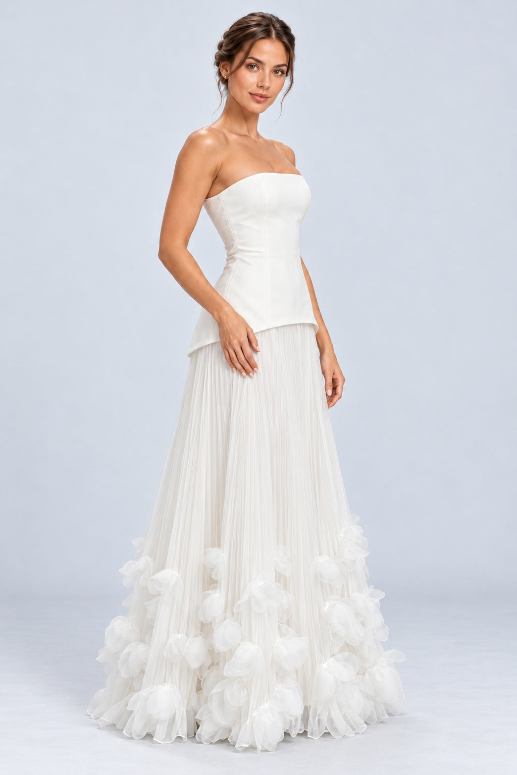Florélie Strapless Floral Pleated Maxi Dress - White_-_selmori.com_-_06