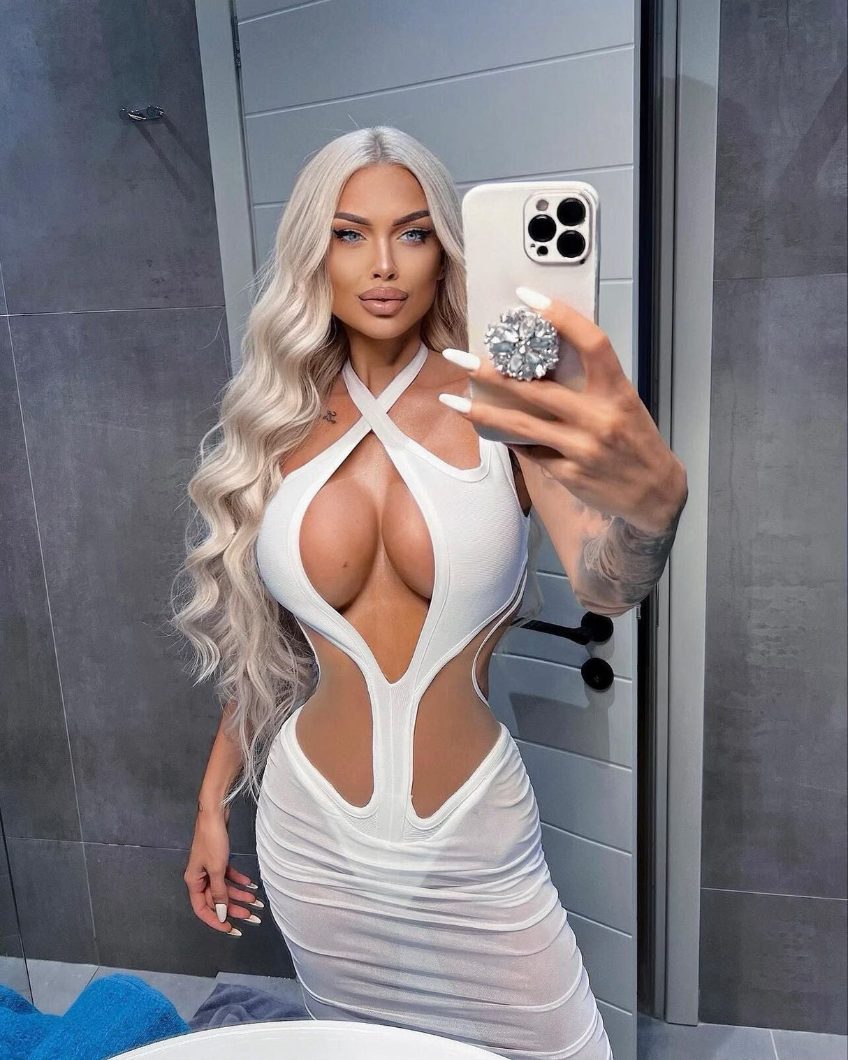 Selmori Hortense Cut Out Midi Dress