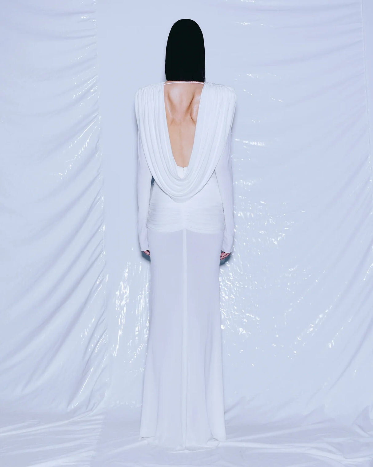 Selmori Lumière Long Sleeve Deep V Maxi Dress