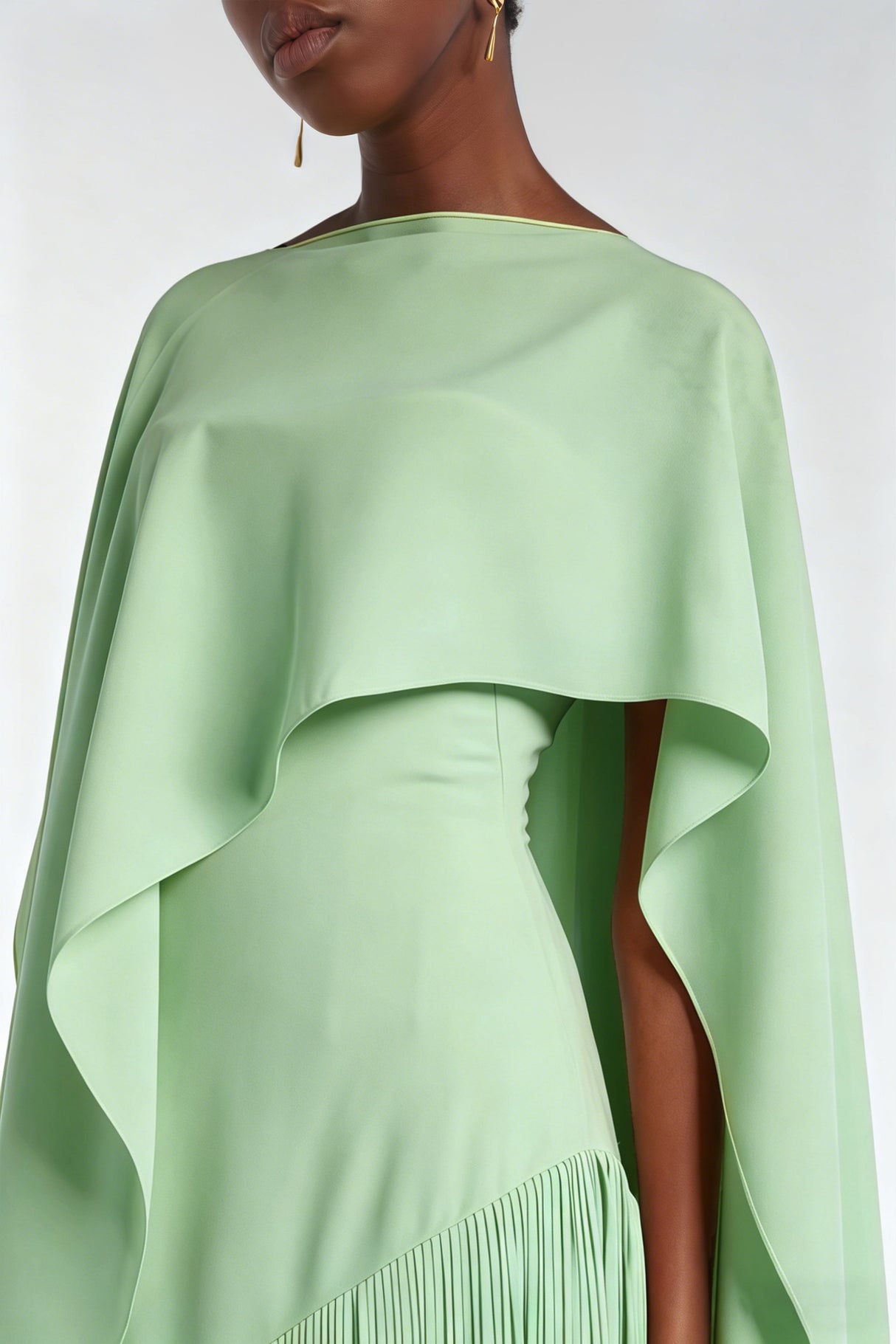 Apparat Fringed Maxi Dress with Shawl / Green