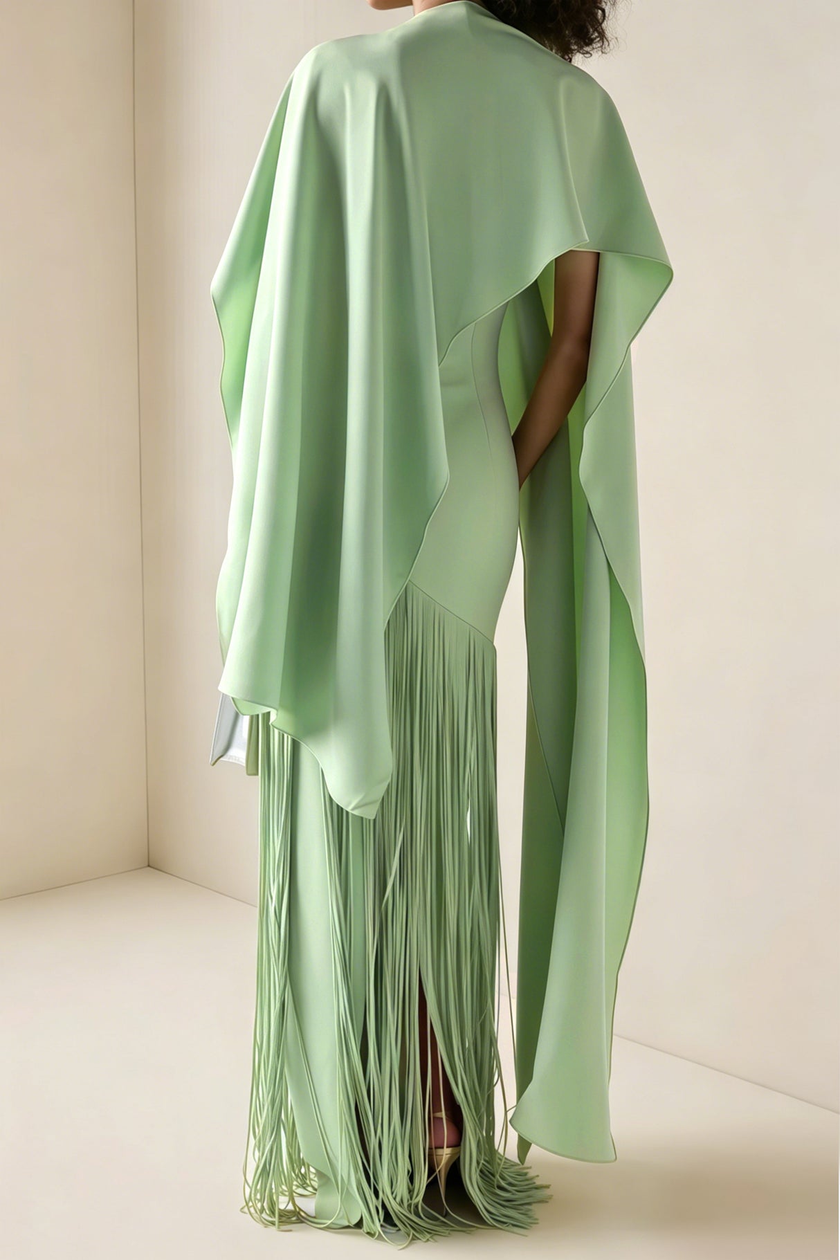 Apparat Fringed Maxi Dress with Shawl / Green