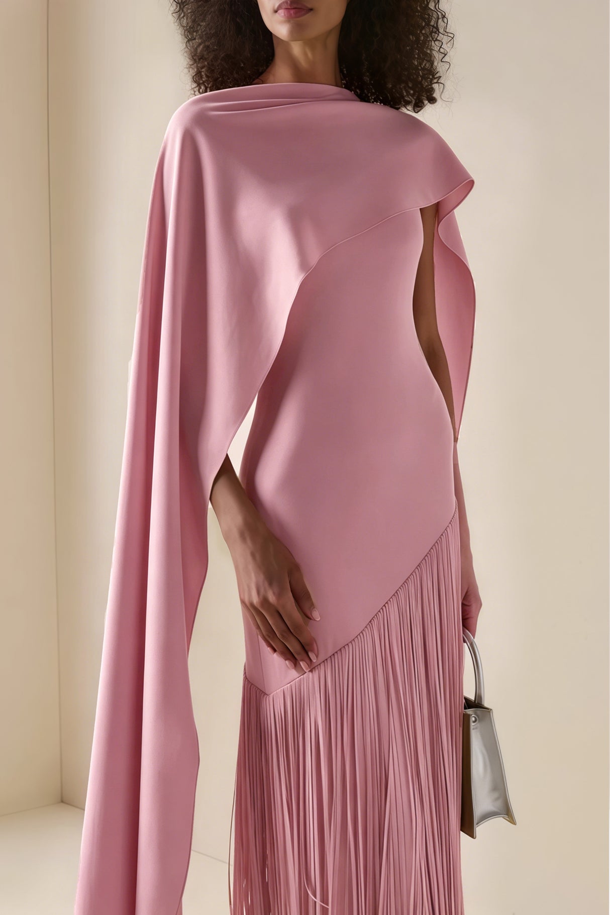 Apparat Fringed Maxi Dress with Shawl / Pink
