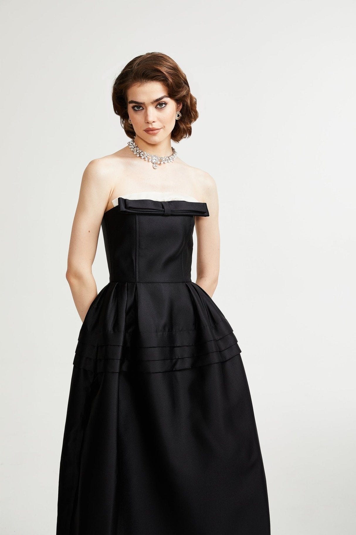 Prouesse black bowknot midi dress