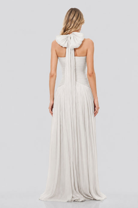 Vraie Plunging V-Neck Pleated Maxi Dress / White