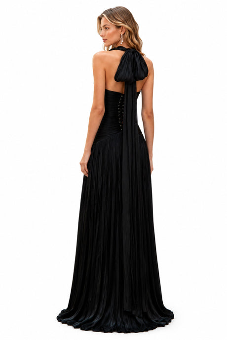 Verdelune Halter Pleated Slit Maxi Dress / Black