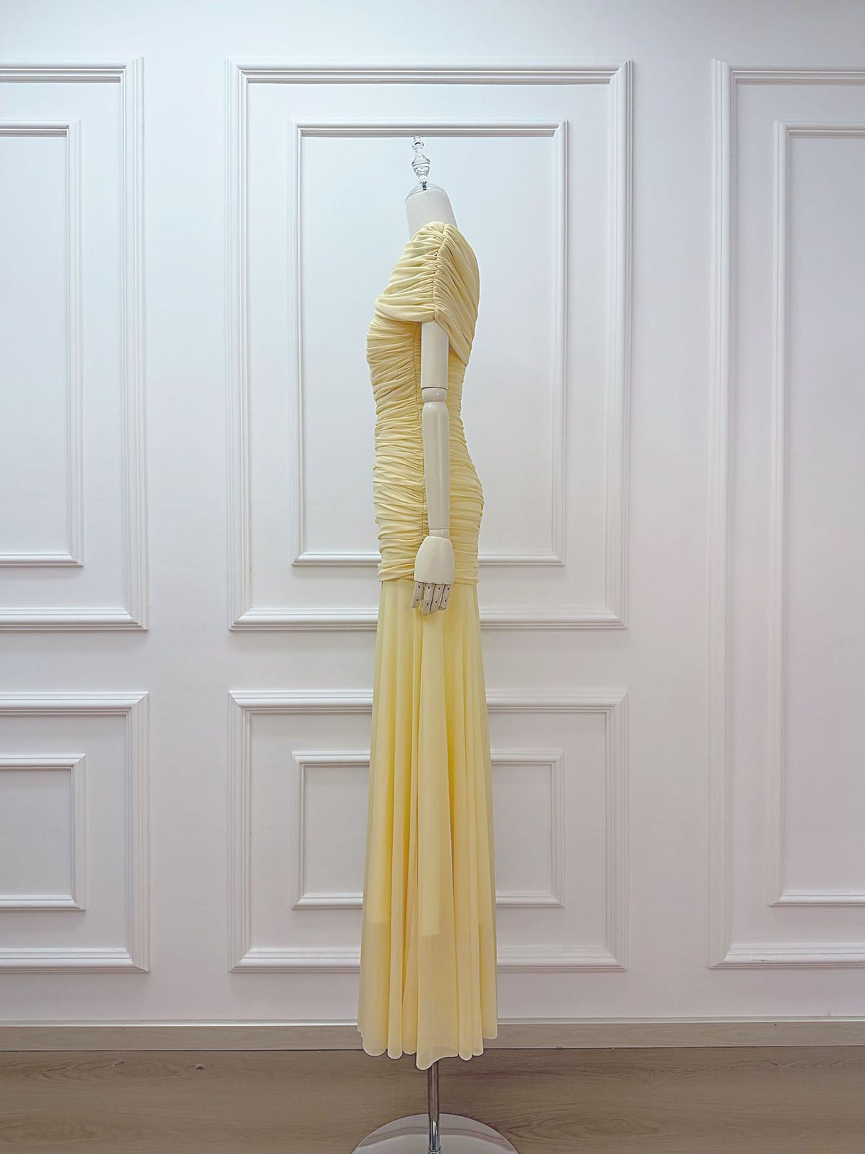 Selmori Mado One Shoulder Ruched Maxi Dress