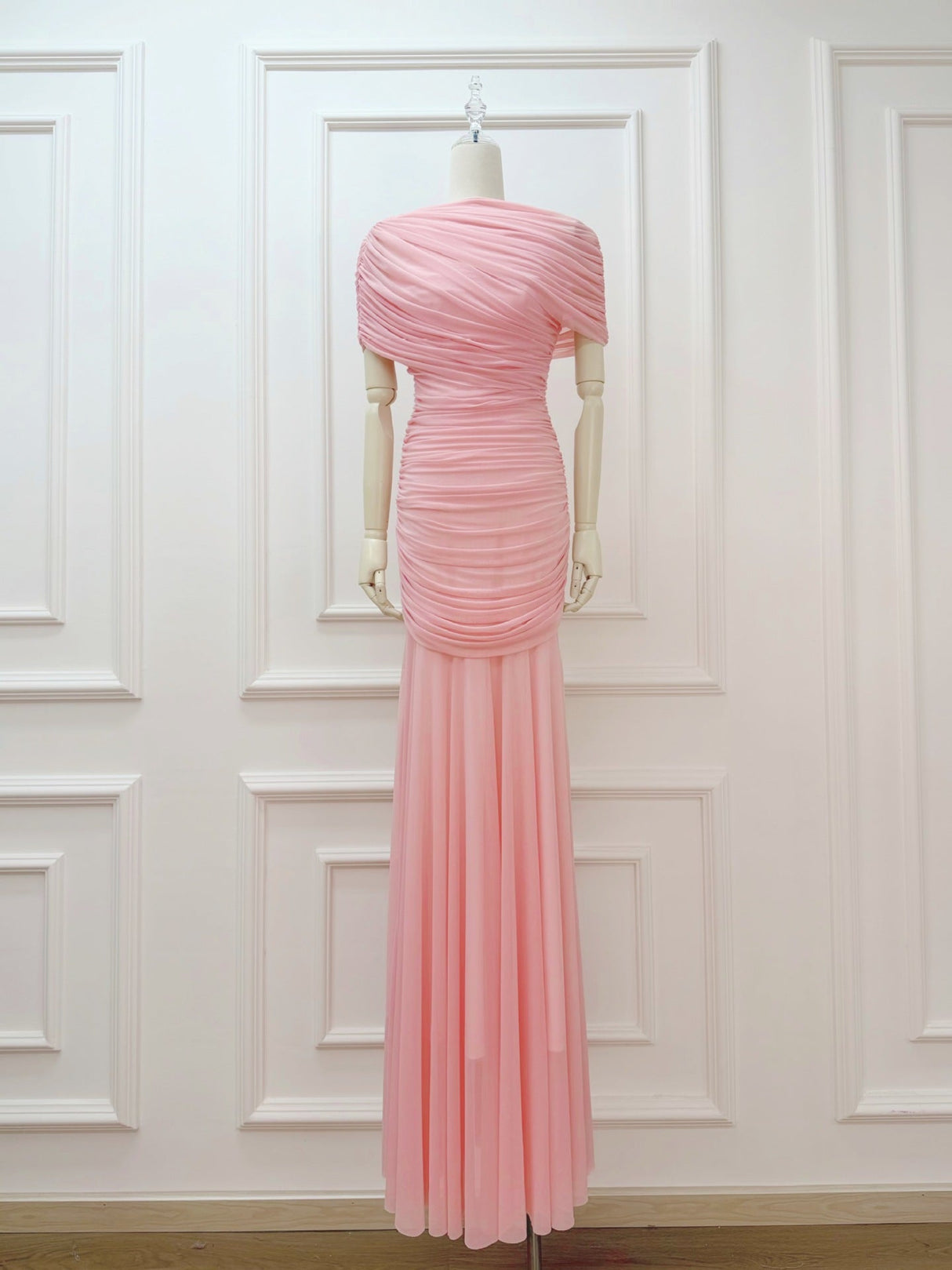 Selmori Mado One Shoulder Ruched Maxi Dress