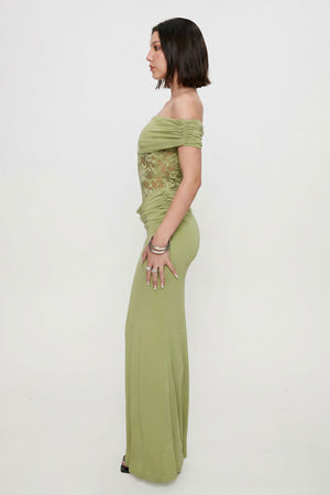 Trésor Off Shoulder Lace Maxi Dress