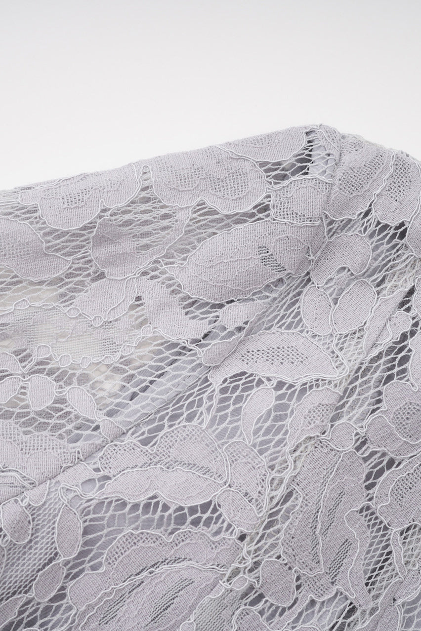 Élodiane Jewel-Button Bell-Sleeve Lace Maxi Dress - Gray_-_selmori.com_-_10