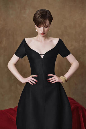 Éloivelle Plunge Neck Sculpted Midi Dress - Black_-_selmori.com_-_08