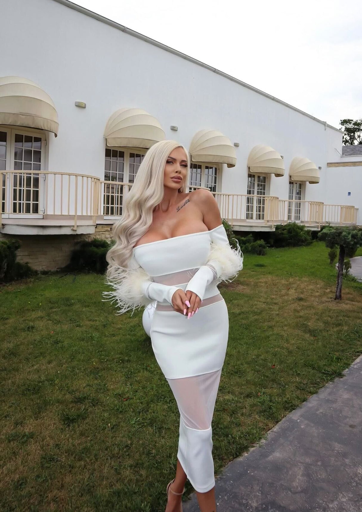 Selmori Cosette Off Shoulder Midi Dress