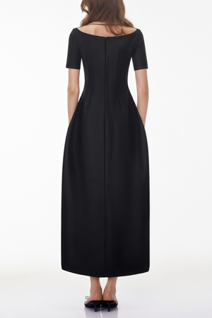 Séléné Deep V Short Sleeve Bandage Midi Dress