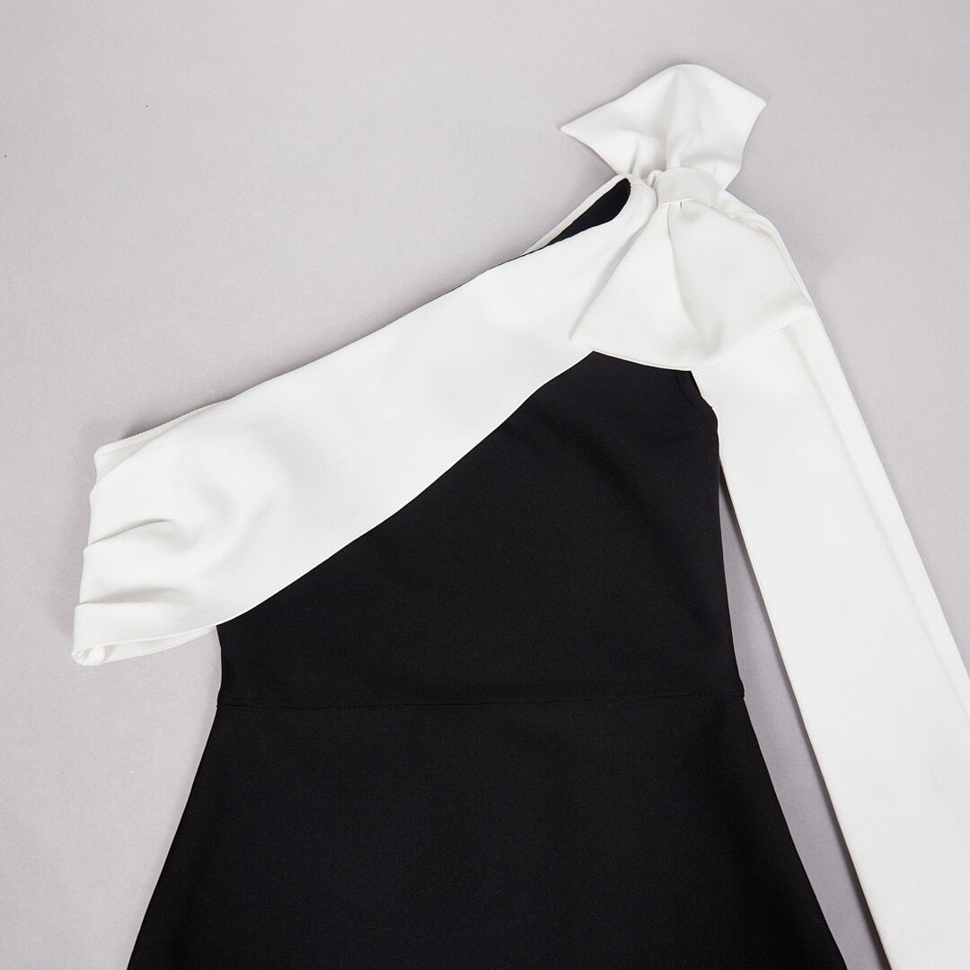 Selmori Inès One Shoulder Elegant Midi Dress