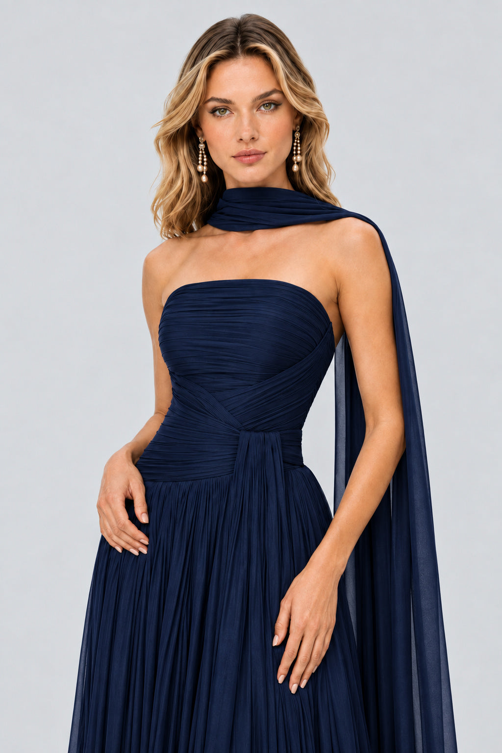 Oiseau Strapless Pleated Maxi Dress - Navy_-_selmori.com_-_07