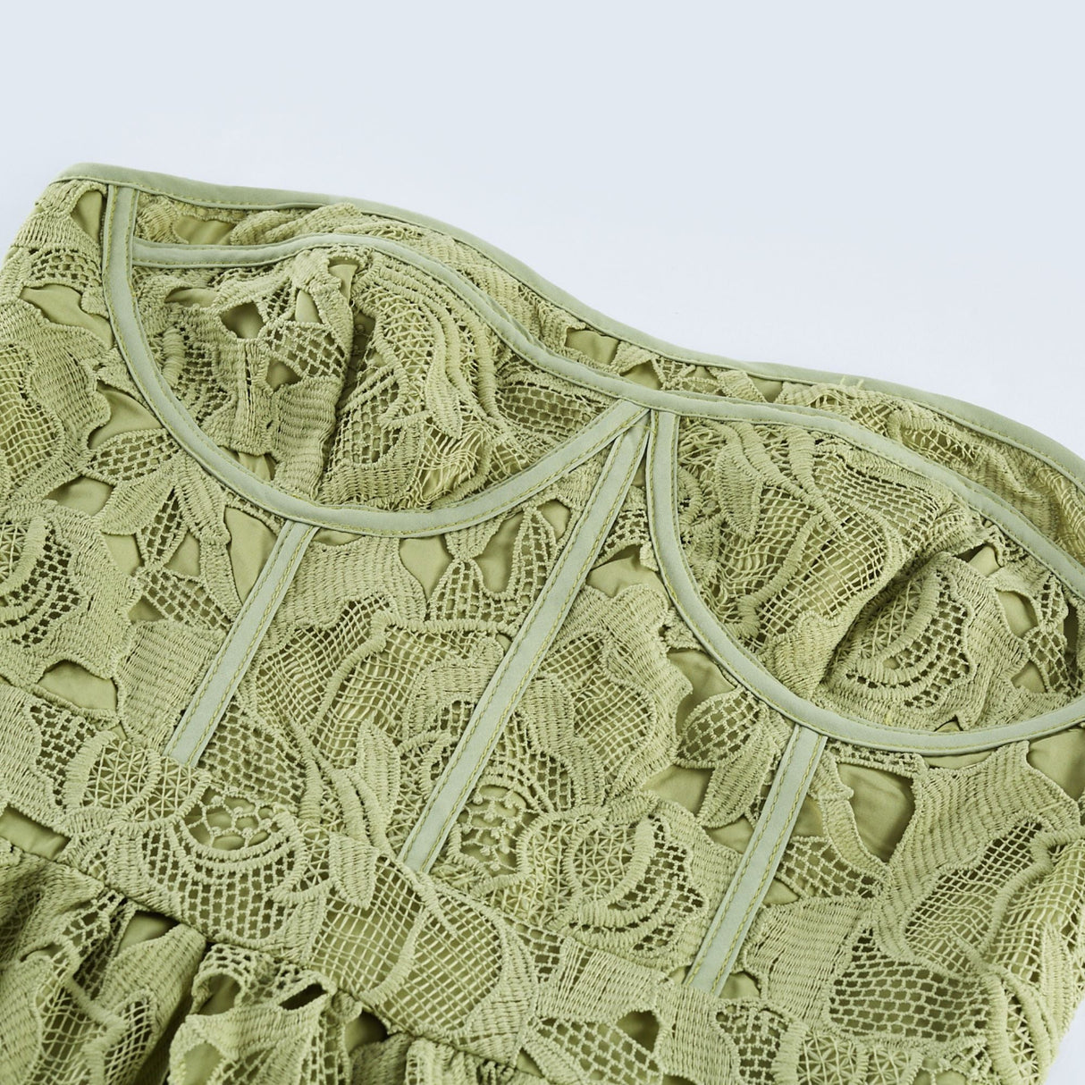 Lise Lace Floral Cut-out Midi Dress / Green